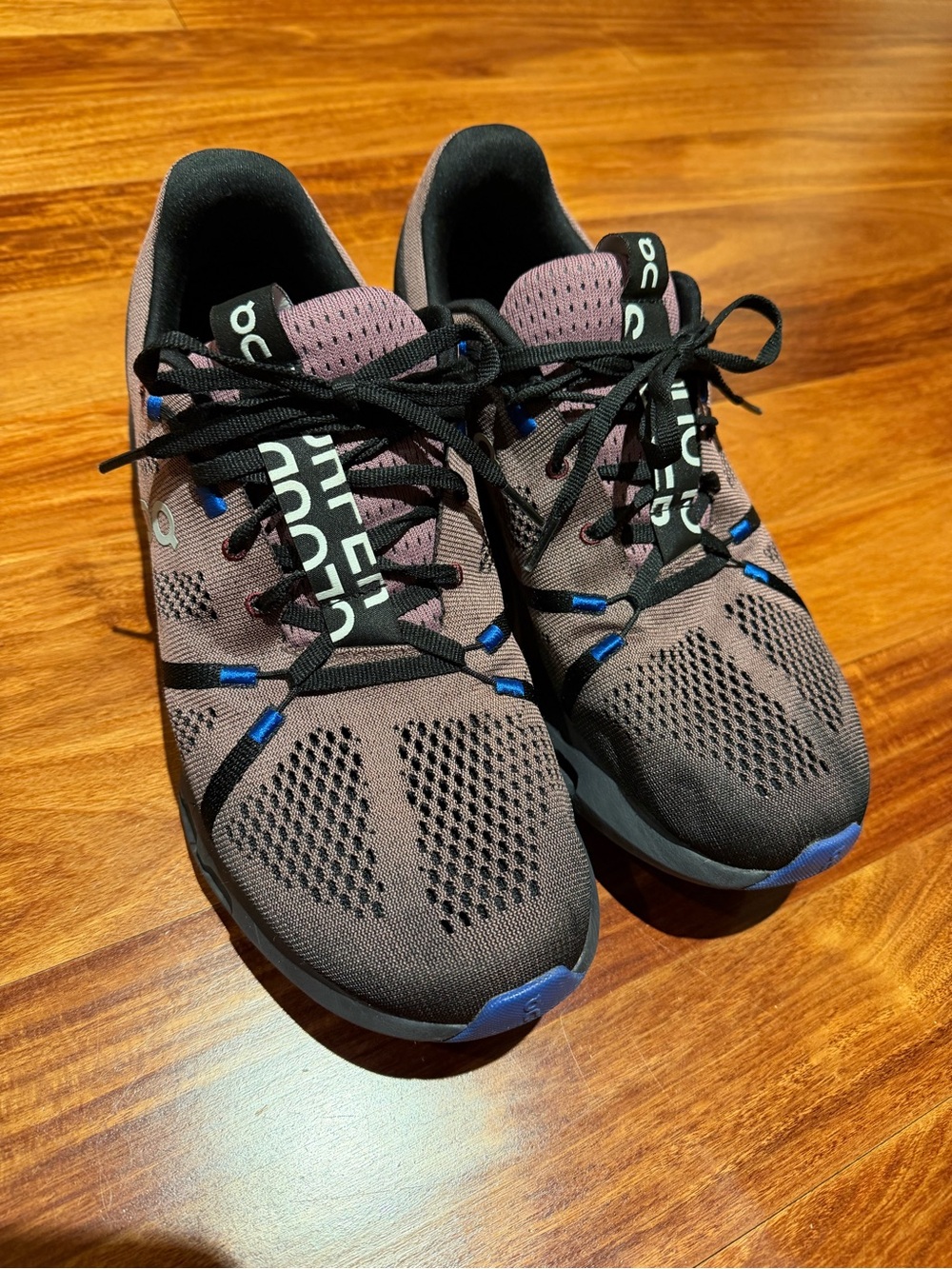 Oncloud Sneakers